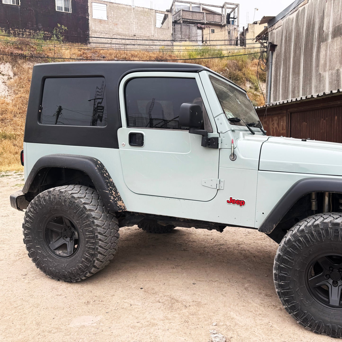SQUARE BACK, 1-Piece, 2 DOOR, 97-06 WRANGLER TJ, JK Conversion
